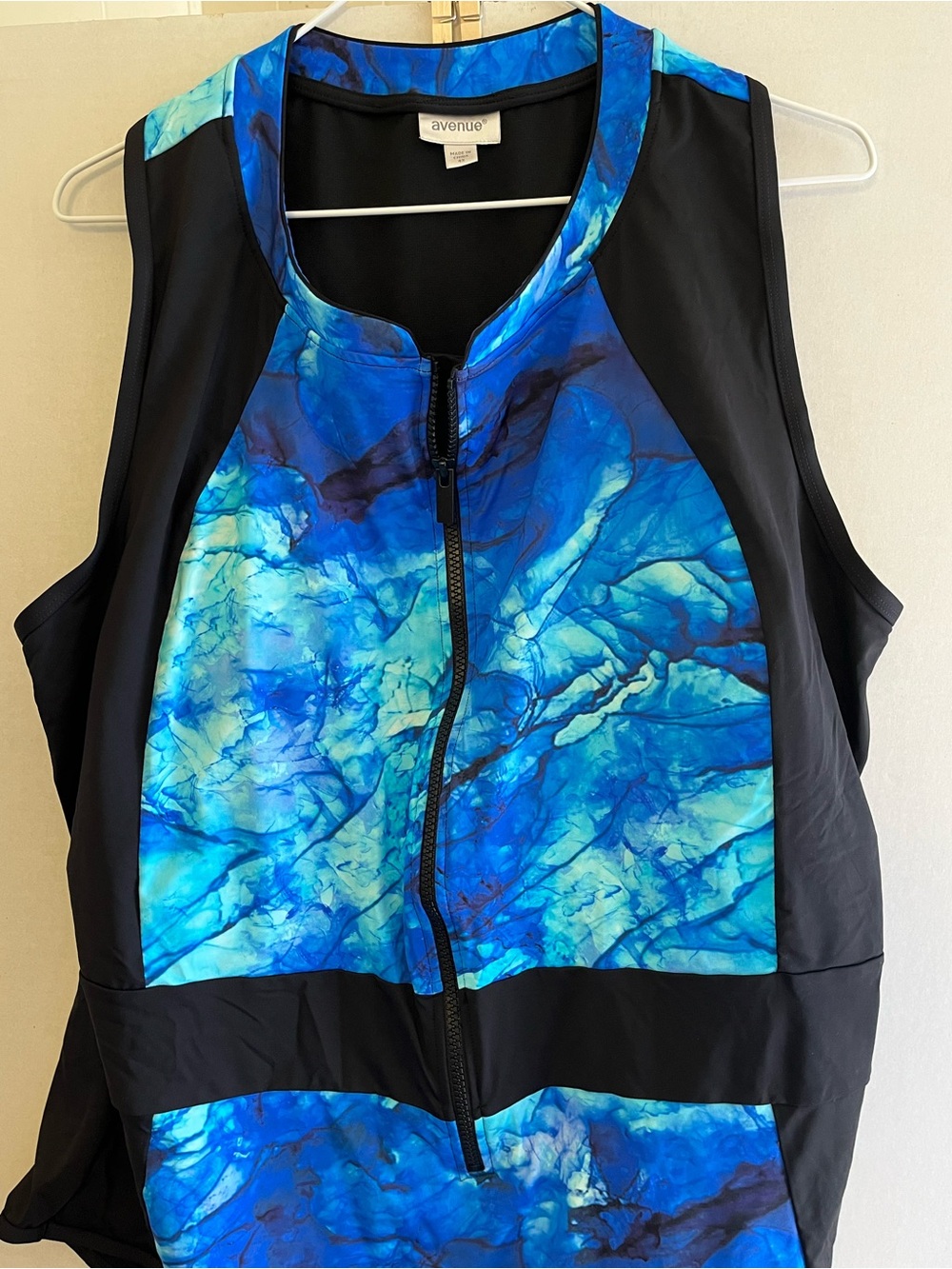 NWT Avenue Blue/ Black One Piece Zipper 4X